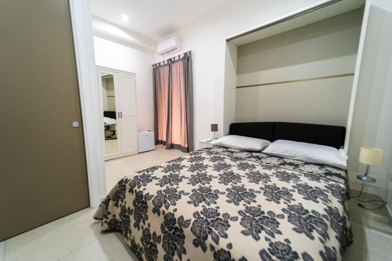 Hotel Casa Romeo Napoli Exteriér fotografie